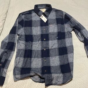 Hollister Men’s button up casual dress shirt